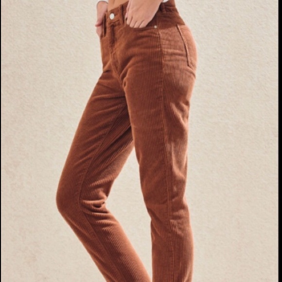Pacsun Corduroy mom jeans - Picture 3 of 3
